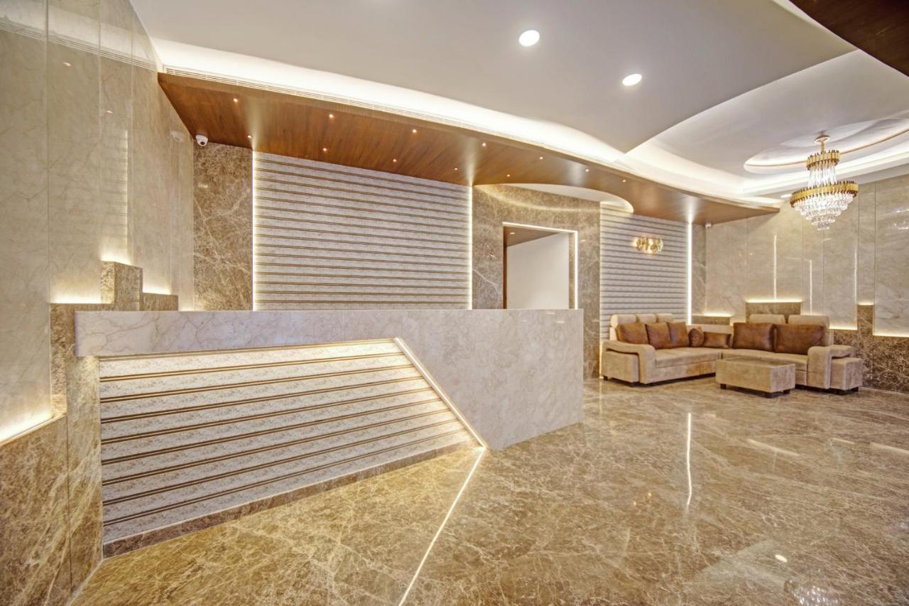 Upar Hotels - T Nagar Chennai Exterior foto